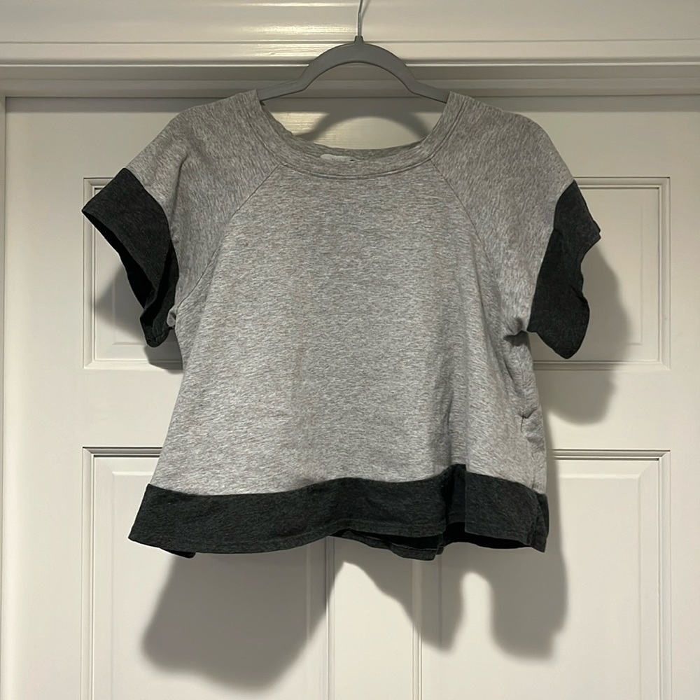 eri + ali colorblock tee